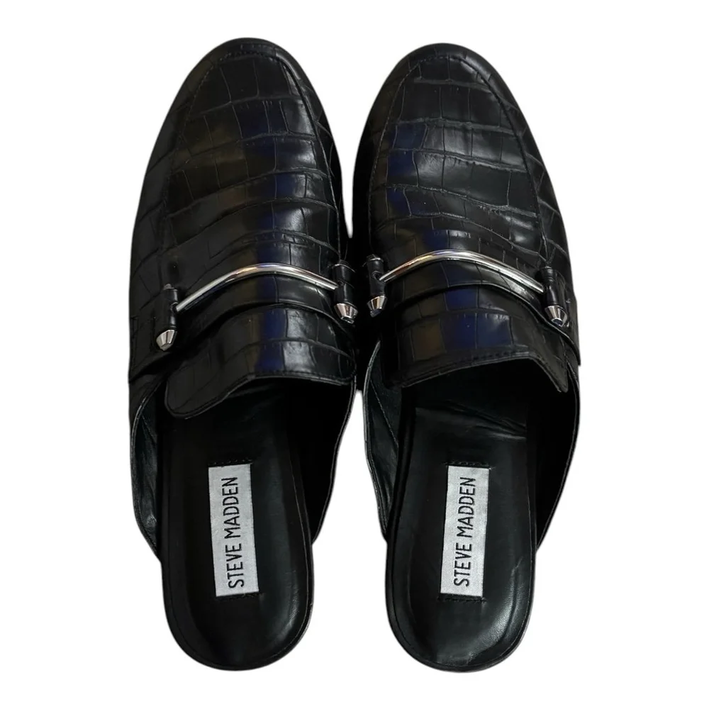 Steve Madden- Black Slip On Loafer With Buckle Size 8